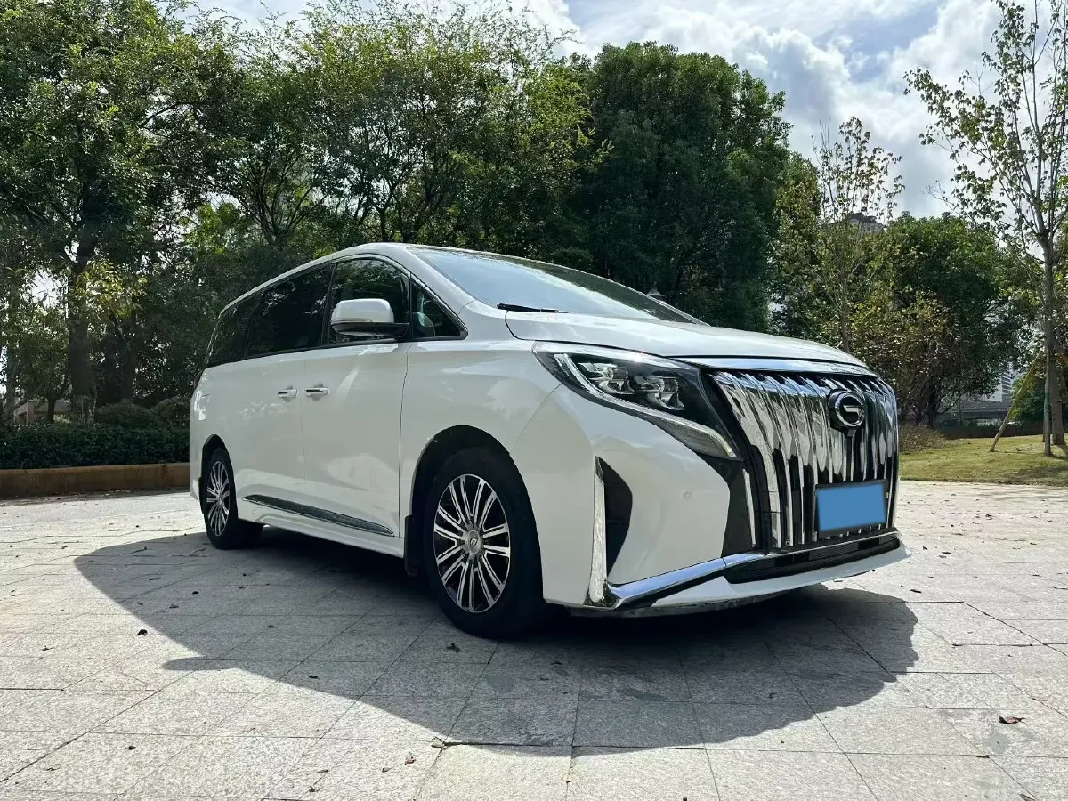 2021 GAC Trumpchi M8 2.0T 252HP L4 8AT,autocango,china used car exporter,china ev exporter,chinese used car exporter,chinese used ev exporter