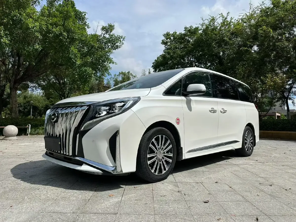2021 GAC Trumpchi M8 2.0T 252HP L4 8AT,autocango,china used car exporter,china ev exporter,chinese used car exporter,chinese used ev exporter