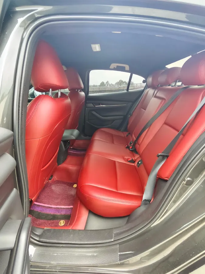 2023 Mazda 3 Axela 2.0L 158HP L4 6AT,autocango,china used car exporter,china ev exporter,chinese used car exporter,chinese used ev exporter