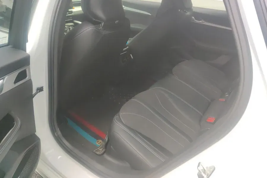 2025 Geely Preface 2.0T 238HP L4 8AT,autocango,china used car exporter,china ev exporter,chinese used car exporter,chinese used ev exporter