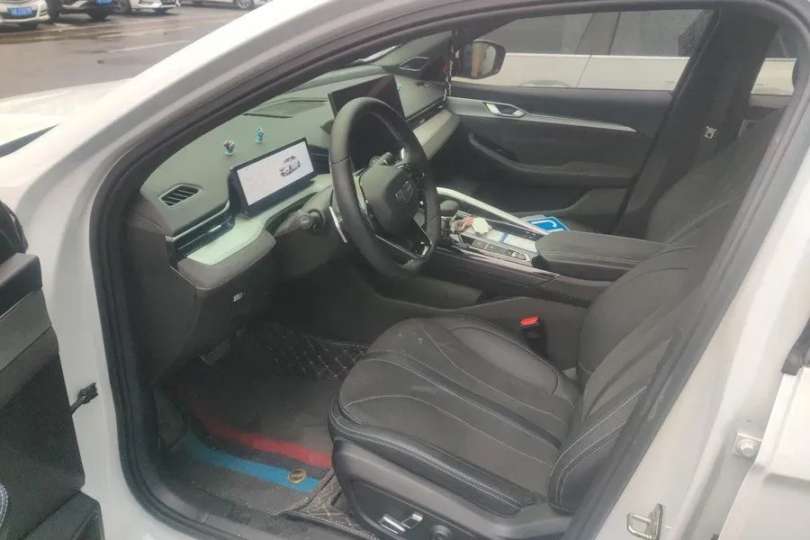 2025 Geely Preface 2.0T 238HP L4 8AT,autocango,china used car exporter,china ev exporter,chinese used car exporter,chinese used ev exporter