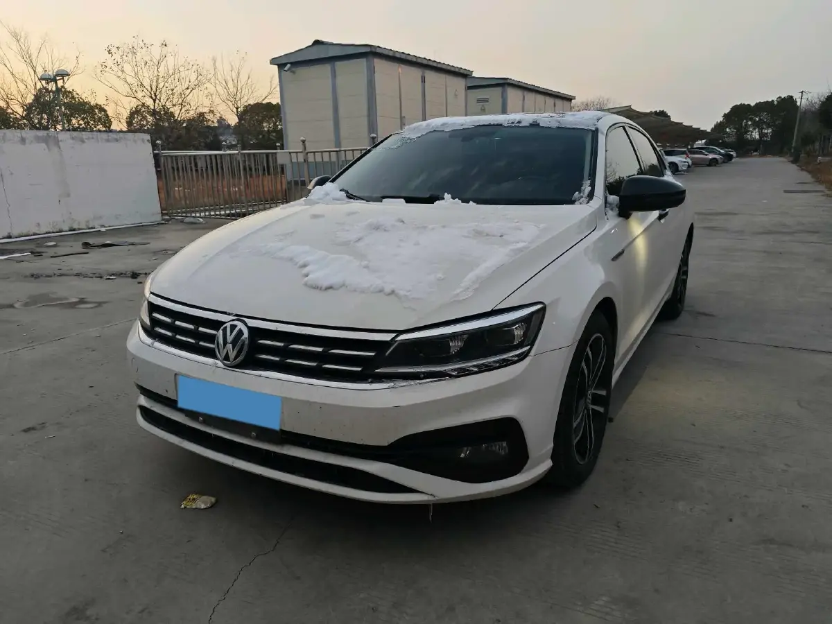 2019 Volkswagen Passat 1.4T 150HP L4 7DCT