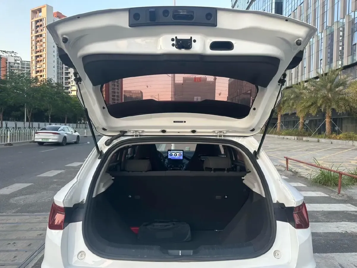 2023 BYD e2 BEV 43.2KWH,autocango,china used car exporter,china ev exporter,chinese used car exporter,chinese used ev exporter