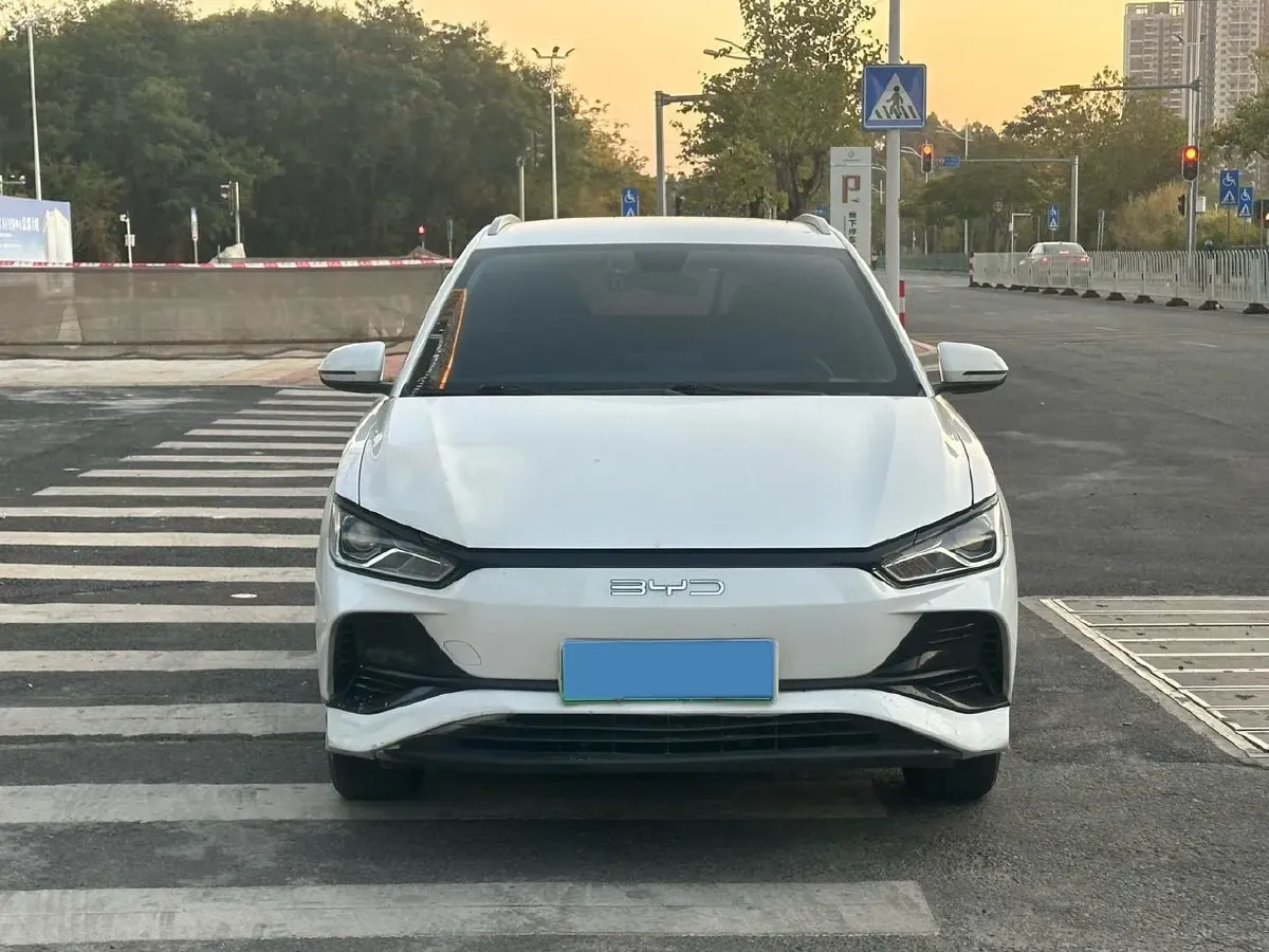 2023 BYD e2 BEV 43.2KWH,autocango,china used car exporter,china ev exporter,chinese used car exporter,chinese used ev exporter