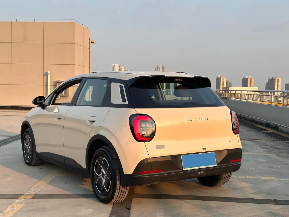 2025 Aion AION UT BEV,autocango,china used car exporter,china ev exporter,chinese used car exporter,chinese used ev exporter