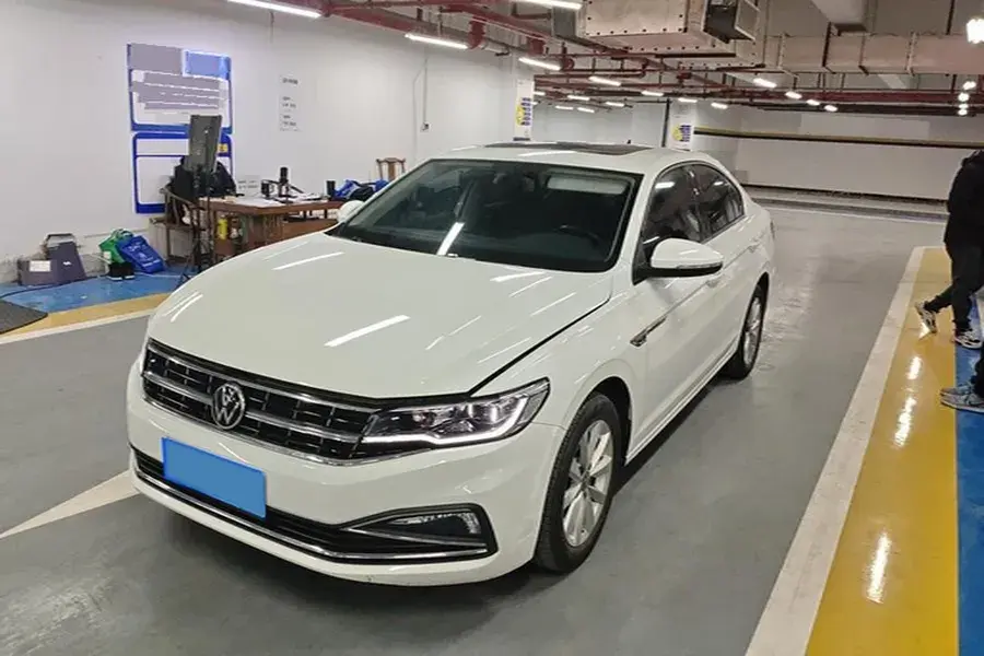 2021 Volkswagen Bora 1.5L 113HP L4 6AT