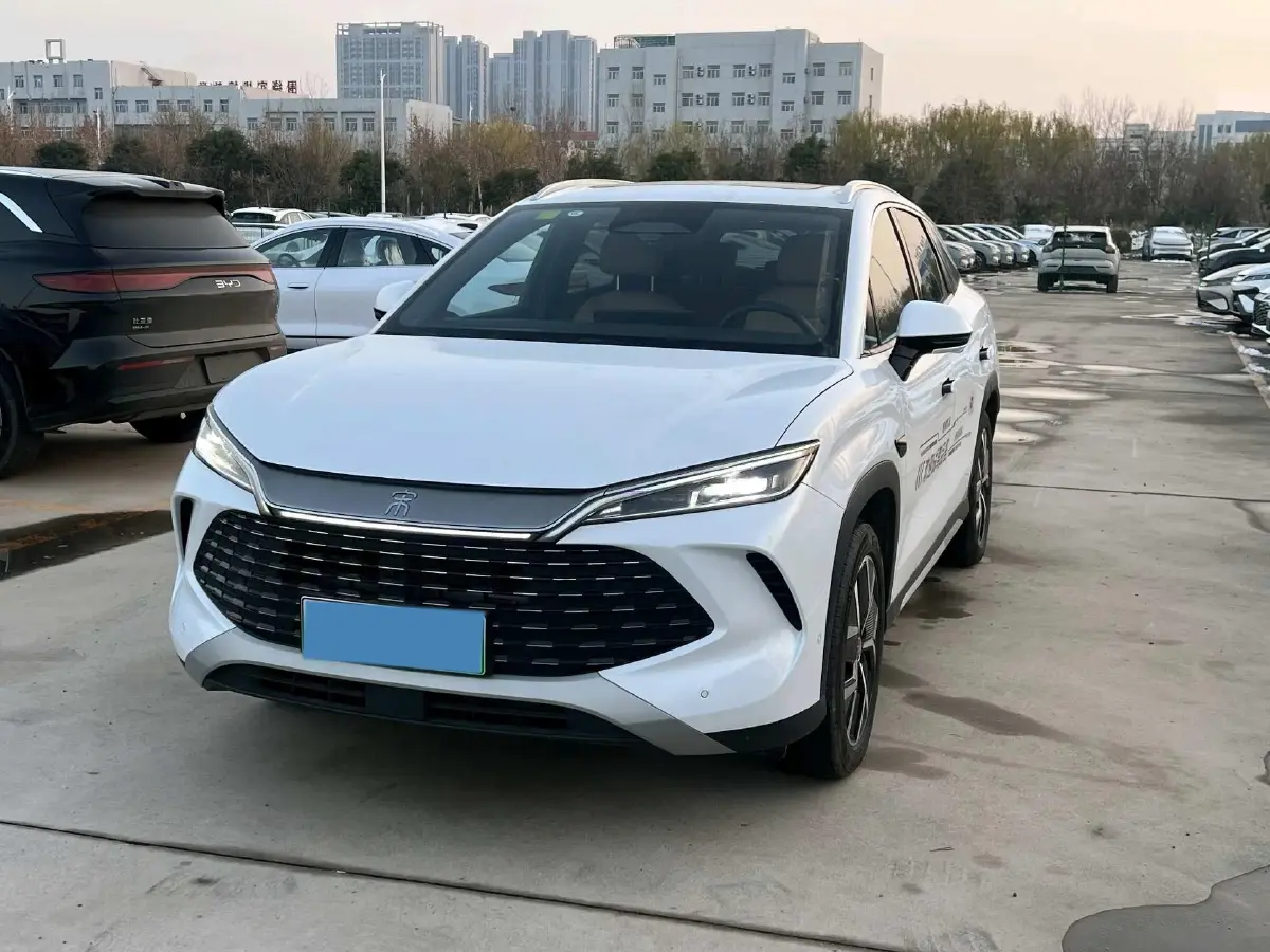 2025 BYD SongL DM-i 1.5L 101HP L4 E-CVT PHEV 26.6KWH