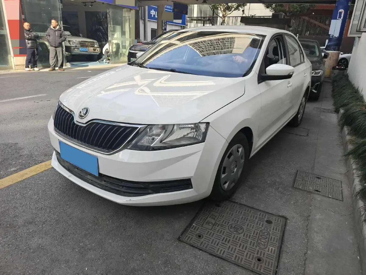 2018 Skoda Rapid 1.4L 90HP L4 5MT