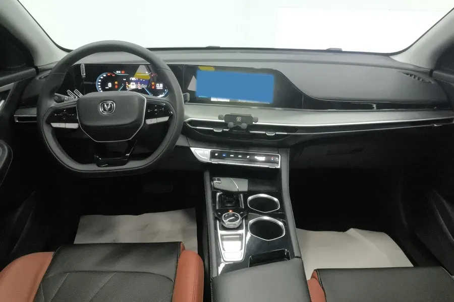 2025 ChangAn Eado 1.4T 160HP L4 7DCT,autocango,china used car exporter,china ev exporter,chinese used car exporter,chinese used ev exporter