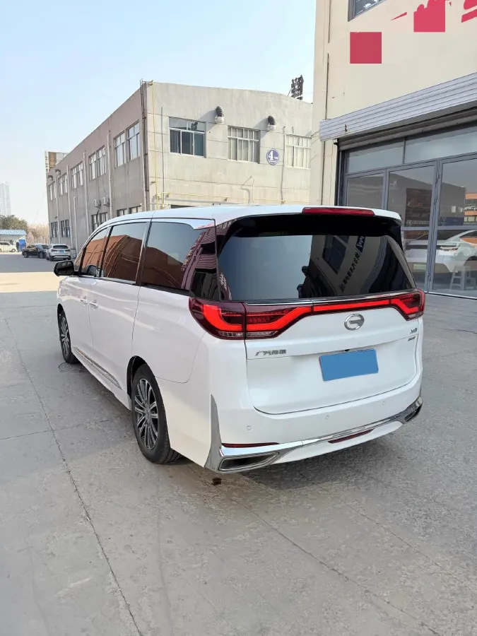 2021 GAC Trumpchi M8 2.0T 252HP L4 8AT,autocango,china used car exporter,china ev exporter,chinese used car exporter,chinese used ev exporter