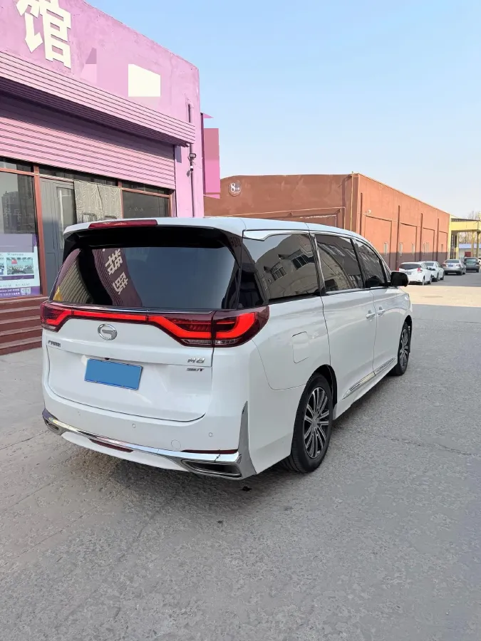 2021 GAC Trumpchi M8 2.0T 252HP L4 8AT,autocango,china used car exporter,china ev exporter,chinese used car exporter,chinese used ev exporter