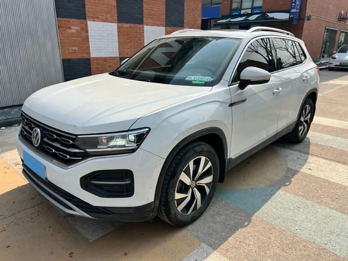 2019 Jeep Cherokee 2.0T 234HP L4 9AT