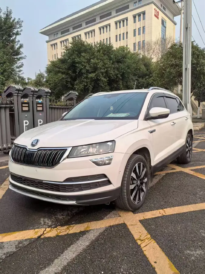 2021 Skoda Karoq 1.4T 150HP L4 7DCT