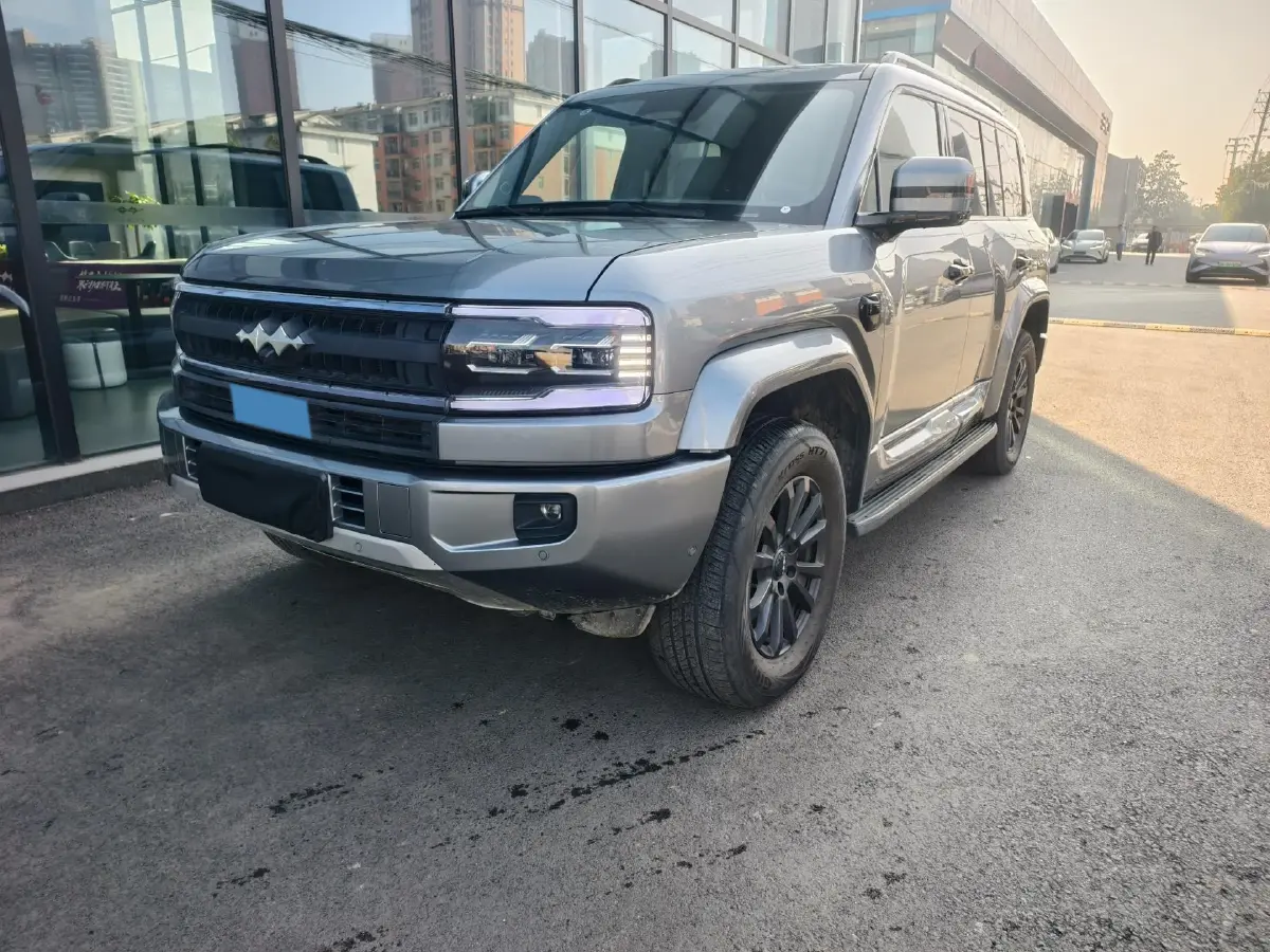 2025 FangChengBao Bao 5 1.5T 194HP L4 E-CVT PHEV 31.8KWH