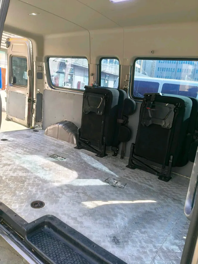 2020 MAXUS XinTu V80 2.5T 136HP L4 6MT,autocango,china used car exporter,china ev exporter,chinese used car exporter,chinese used ev exporter