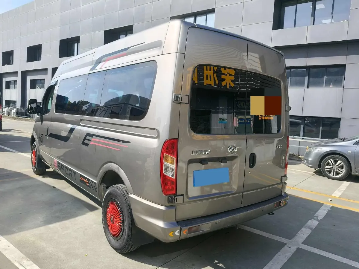 2020 MAXUS XinTu V80 2.5T 136HP L4 6MT,autocango,china used car exporter,china ev exporter,chinese used car exporter,chinese used ev exporter