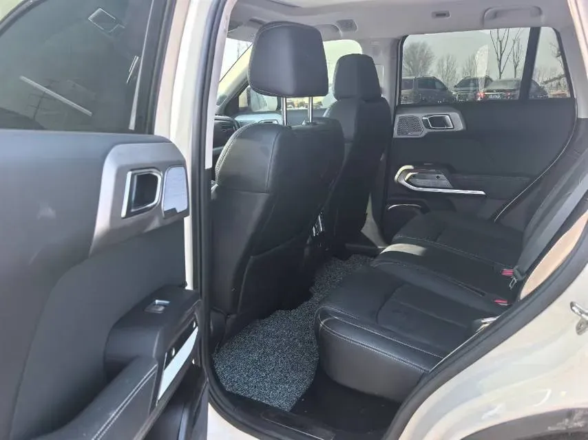 2025 FangChengBao Tai 3 BEV,autocango,china used car exporter,china ev exporter,chinese used car exporter,chinese used ev exporter