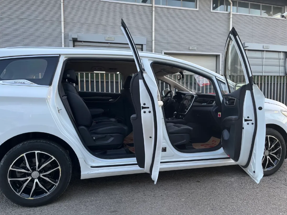 2018 BYD Song MAX 1.5T 154HP L4 6DCT,autocango,china used car exporter,china ev exporter,chinese used car exporter,chinese used ev exporter