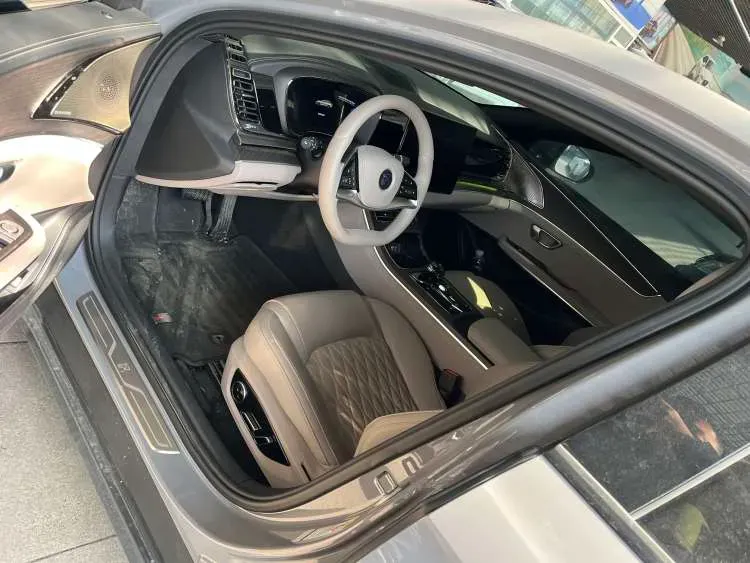 2025 BYD Han 1.5T 156HP L4 E-CVT PHEV,autocango,china used car exporter,china ev exporter,chinese used car exporter,chinese used ev exporter