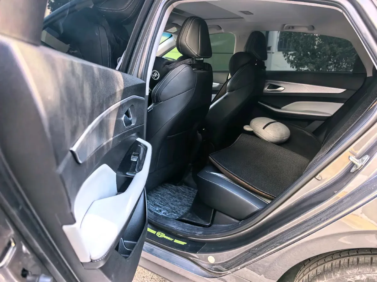 2024 Geely Binray 1.5T 181HP L4 7DCT,autocango,china used car exporter,china ev exporter,chinese used car exporter,chinese used ev exporter