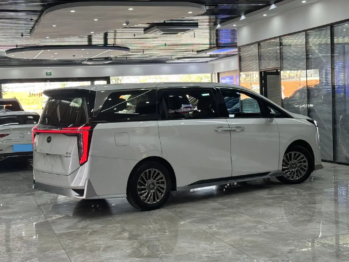 2023 GAC Trumpchi M8 2.0T 190HP L4 E-CVT Hybrid,autocango,china used car exporter,china ev exporter,chinese used car exporter,chinese used ev exporter