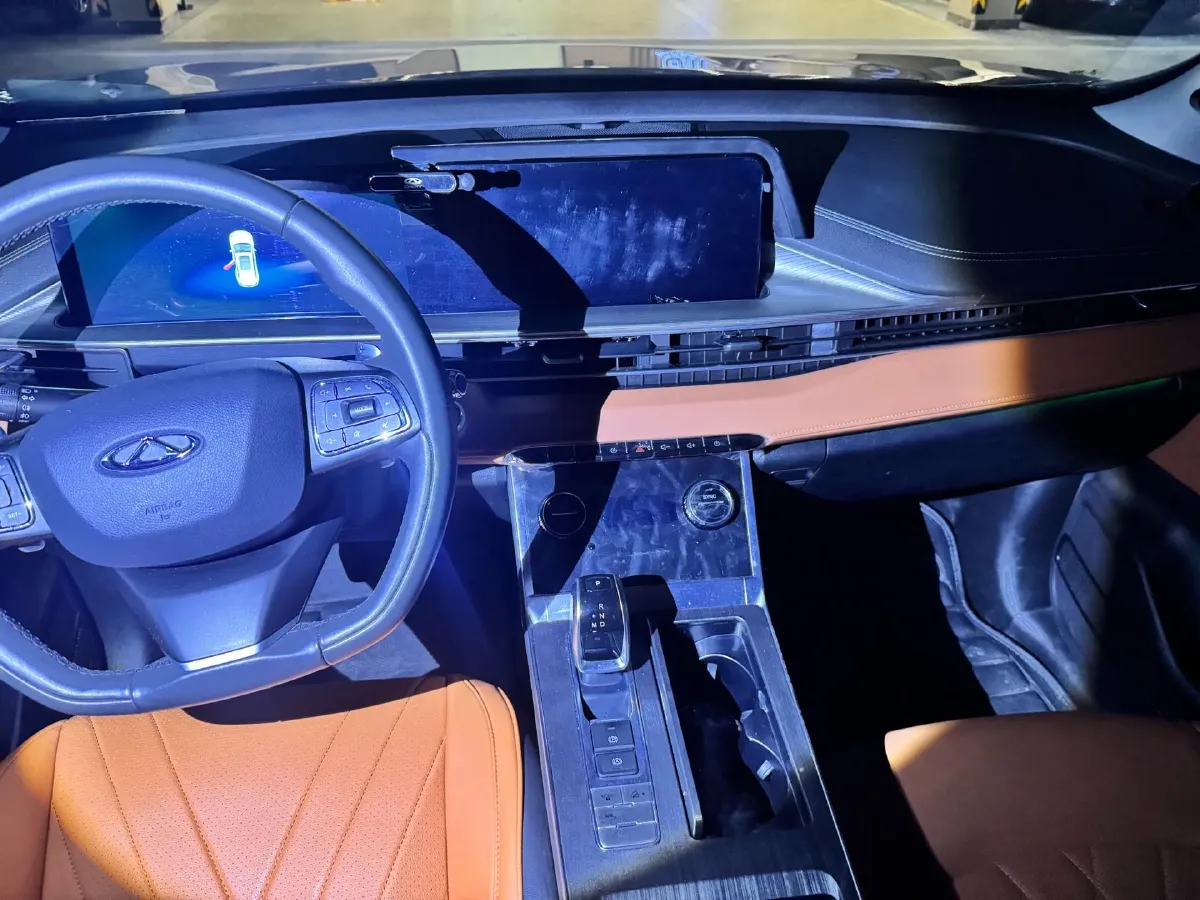 2023 Chery Tiggo 8 1.6T 197HP L4 7DCT,autocango,china used car exporter,china ev exporter,chinese used car exporter,chinese used ev exporter