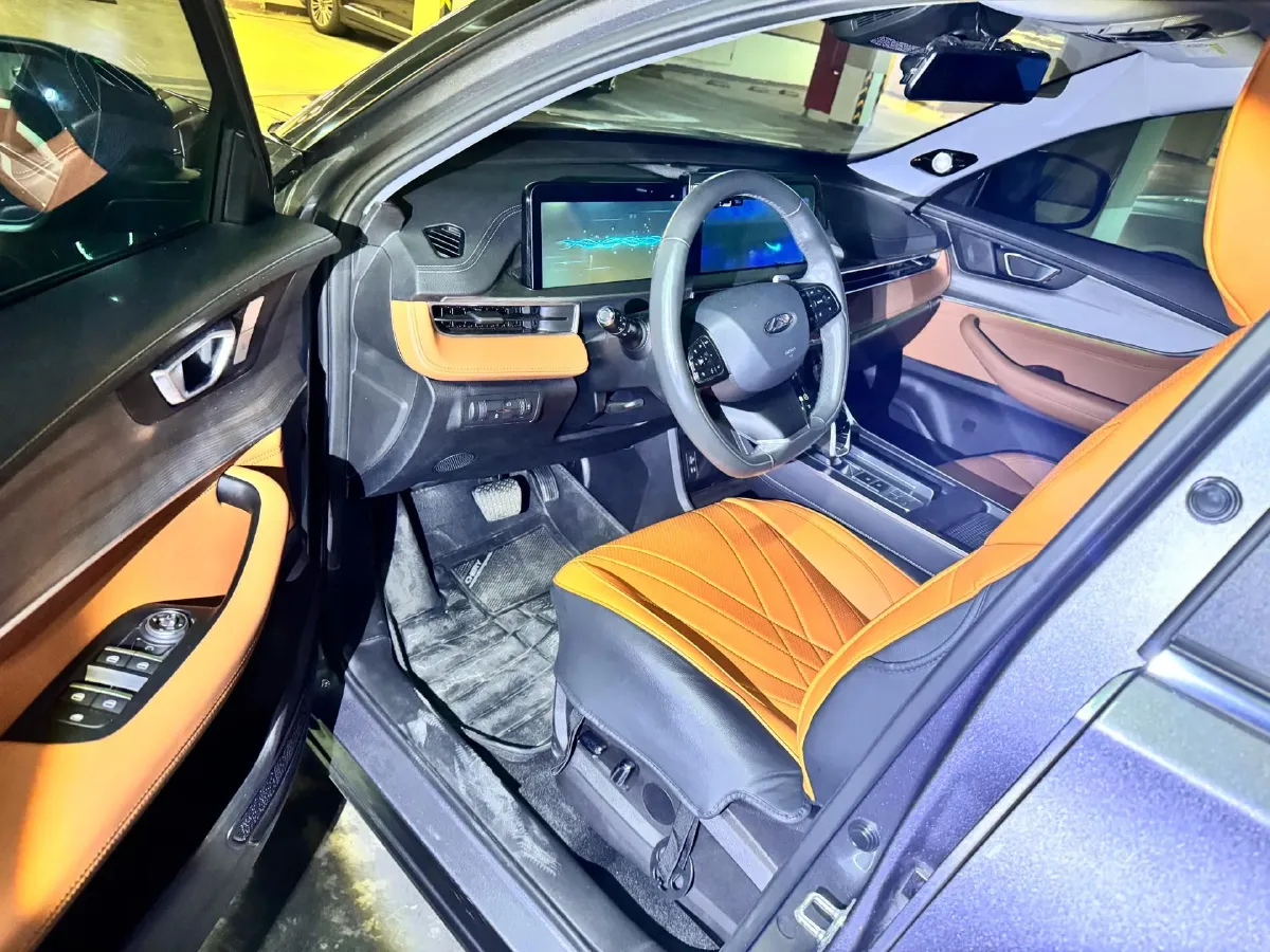 2023 Chery Tiggo 8 1.6T 197HP L4 7DCT,autocango,china used car exporter,china ev exporter,chinese used car exporter,chinese used ev exporter