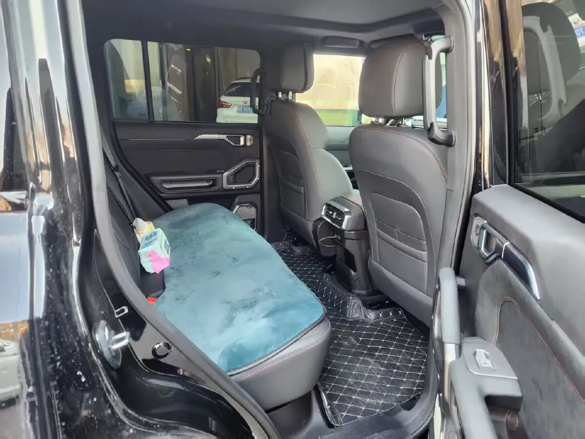 2024 Jetour ShanHai TravellerC-DM 1.5T 156HP L4 3DHT PHEV 43.24KWH,autocango,china used car exporter,china ev exporter,chinese used car exporter,chinese used ev exporter