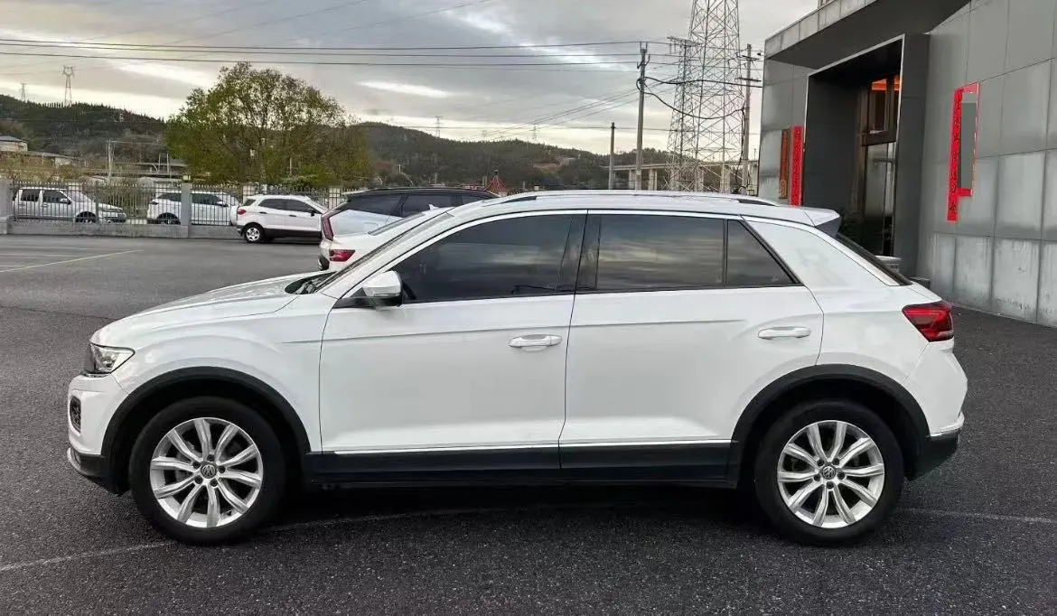 2019 Volkswagen T-Roc 1.4T 150HP L4 7DCT,autocango,china used car exporter,china ev exporter,chinese used car exporter,chinese used ev exporter