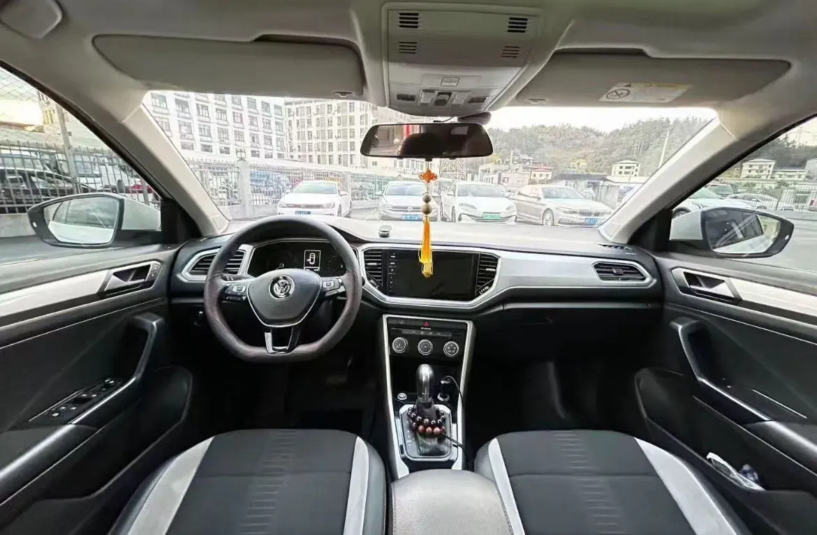 2019 Volkswagen T-Roc 1.4T 150HP L4 7DCT,autocango,china used car exporter,china ev exporter,chinese used car exporter,chinese used ev exporter
