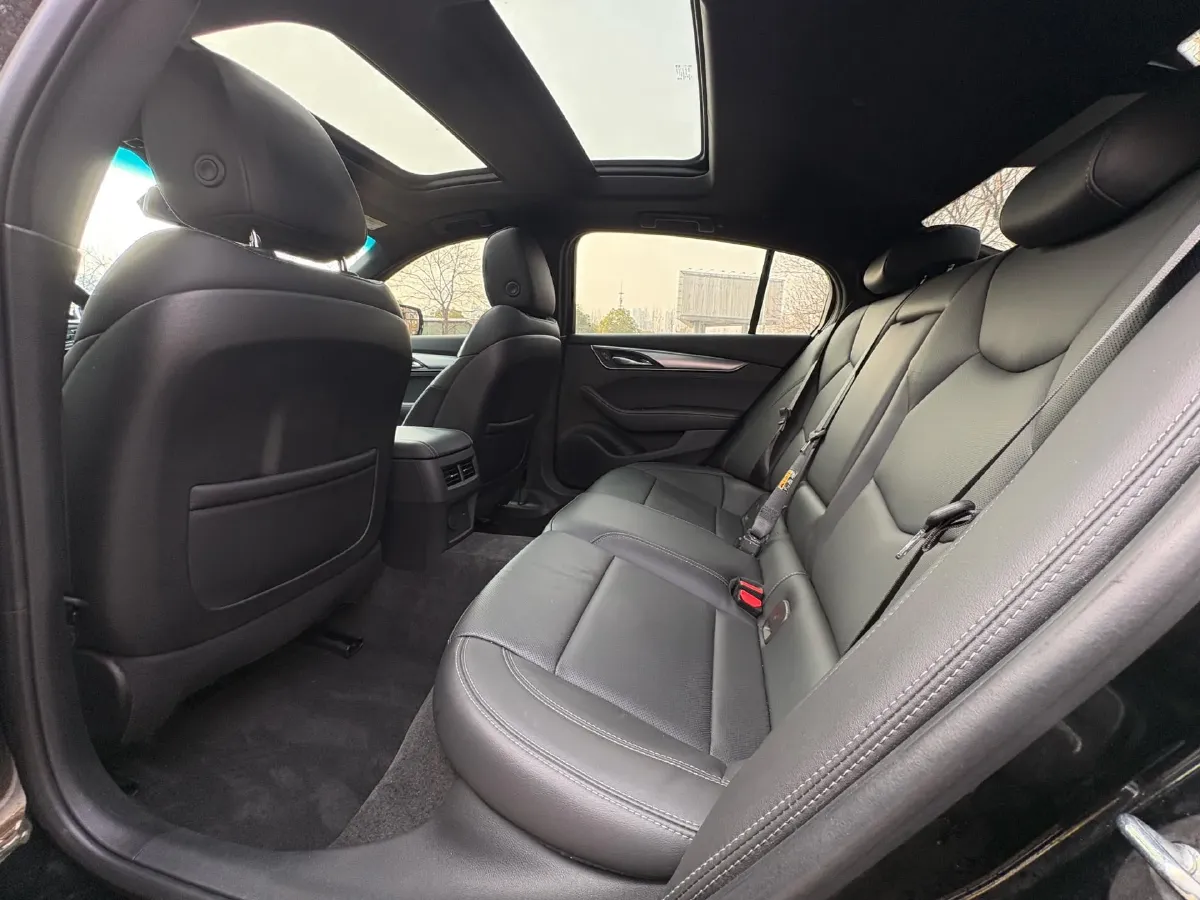 2022 Cadillac CT5 2.0T 237HP L4 10AT,autocango,china used car exporter,china ev exporter,chinese used car exporter,chinese used ev exporter