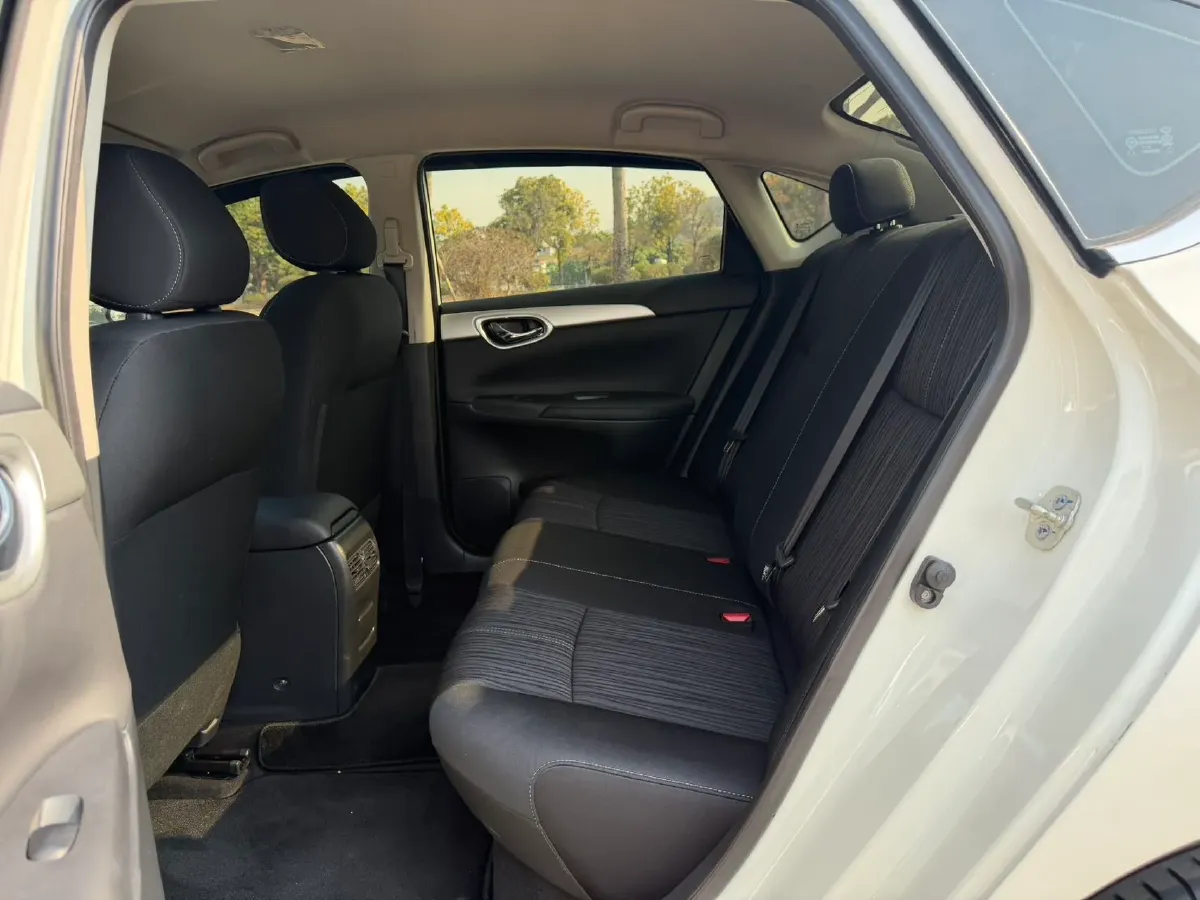 2024 Nissan Sylphy 1.6L 122HP L4 CVT,autocango,china used car exporter,china ev exporter,chinese used car exporter,chinese used ev exporter