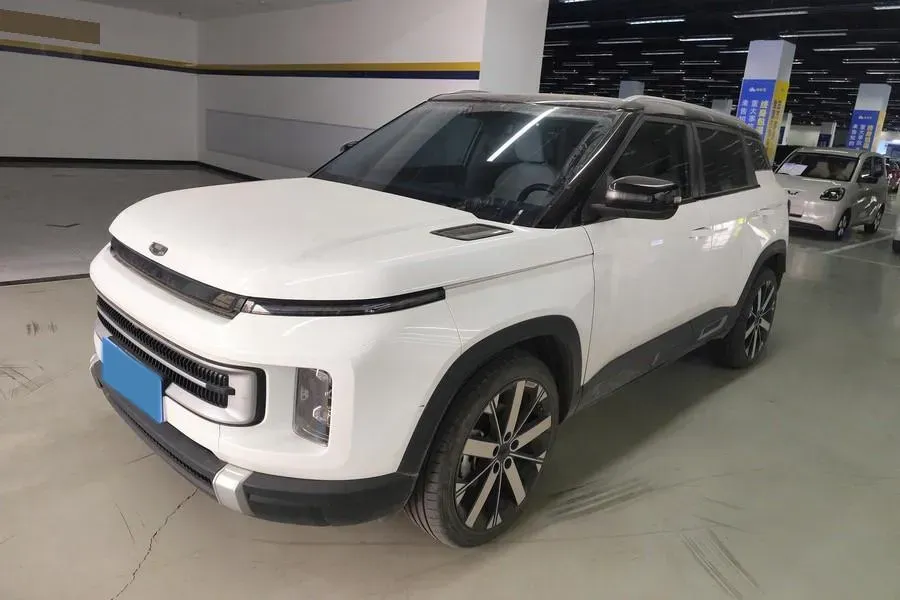 2023 Geely ICON 1.5T 181HP L4 7DCT,autocango,china used car exporter,china ev exporter,chinese used car exporter,chinese used ev exporter