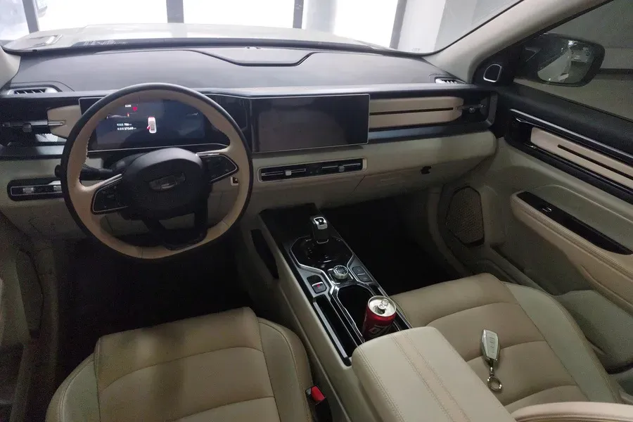 2023 Geely ICON 1.5T 181HP L4 7DCT,autocango,china used car exporter,china ev exporter,chinese used car exporter,chinese used ev exporter