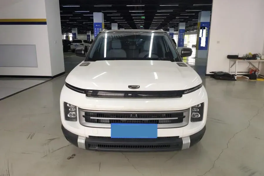 2023 Geely ICON 1.5T 181HP L4 7DCT,autocango,china used car exporter,china ev exporter,chinese used car exporter,chinese used ev exporter
