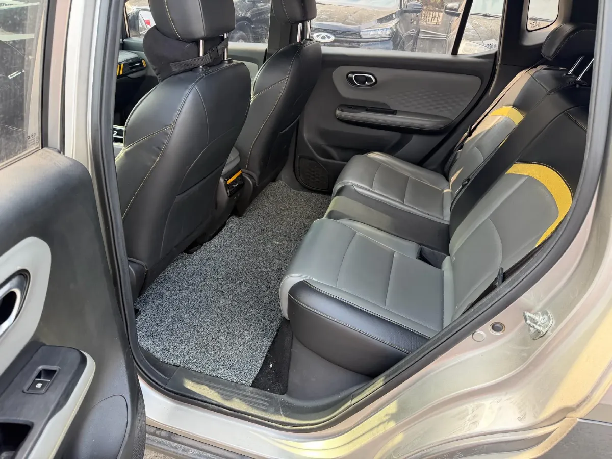 2022 Geely Okavango 1.8T 184HP L4 7DCT,autocango,china used car exporter,china ev exporter,chinese used car exporter,chinese used ev exporter