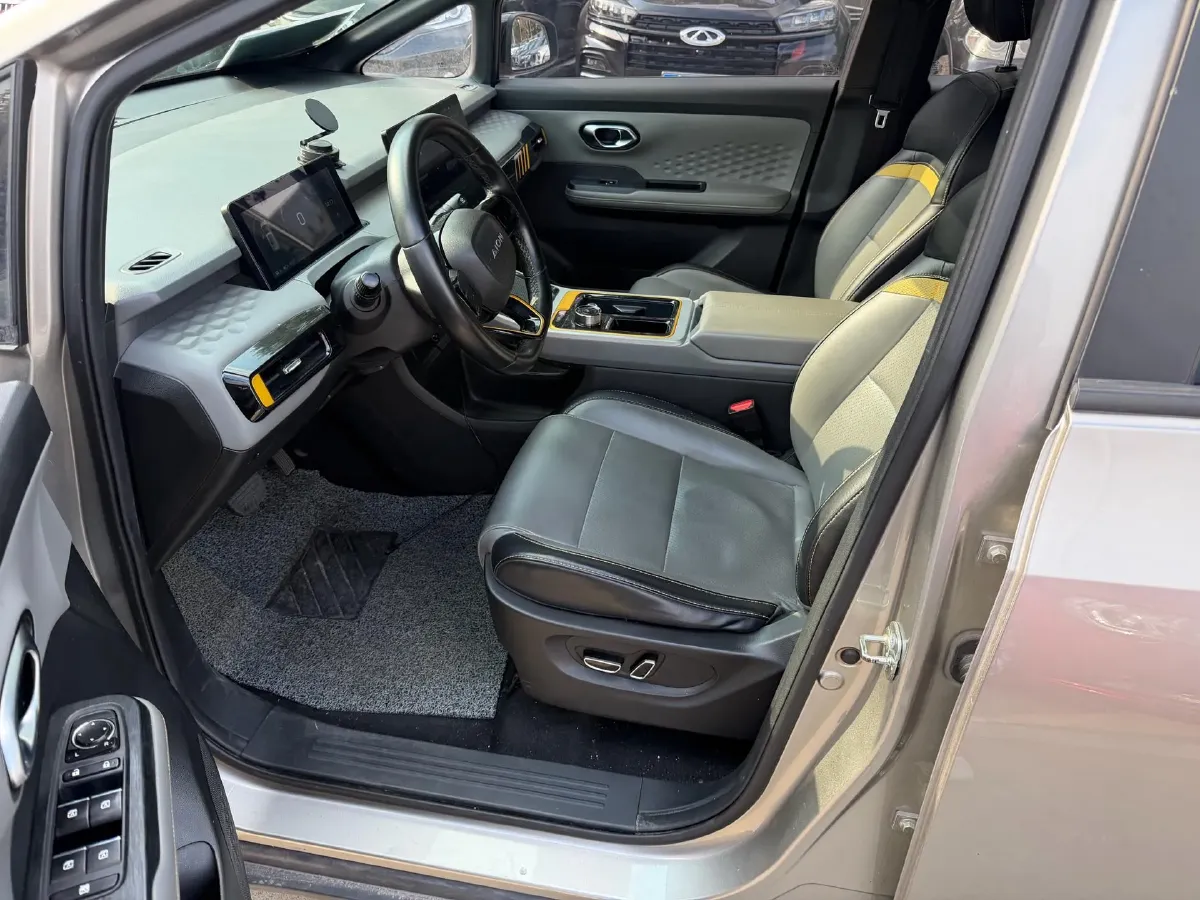 2022 Geely Okavango 1.8T 184HP L4 7DCT,autocango,china used car exporter,china ev exporter,chinese used car exporter,chinese used ev exporter