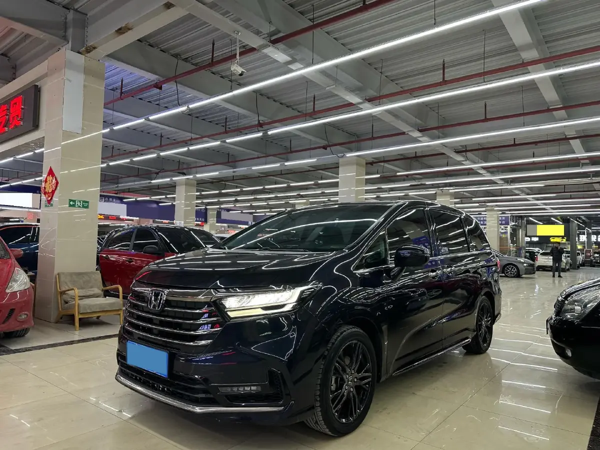 2022 Honda Odyssey 2.0L 146HP L4 E-CVT Hybrid
