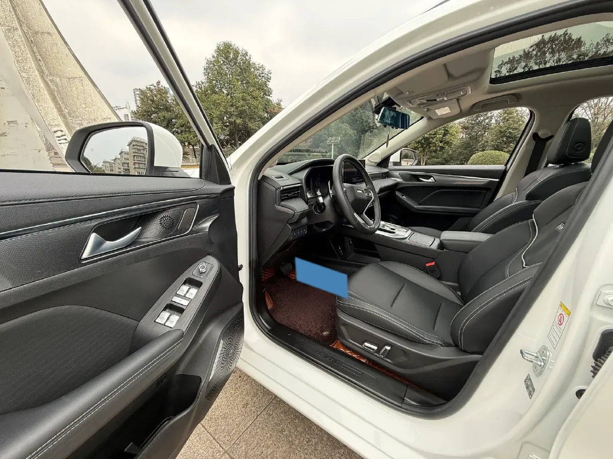 2021 Haval Jolion 1.5T 150HP L4 7DCT,autocango,china used car exporter,china ev exporter,chinese used car exporter,chinese used ev exporter