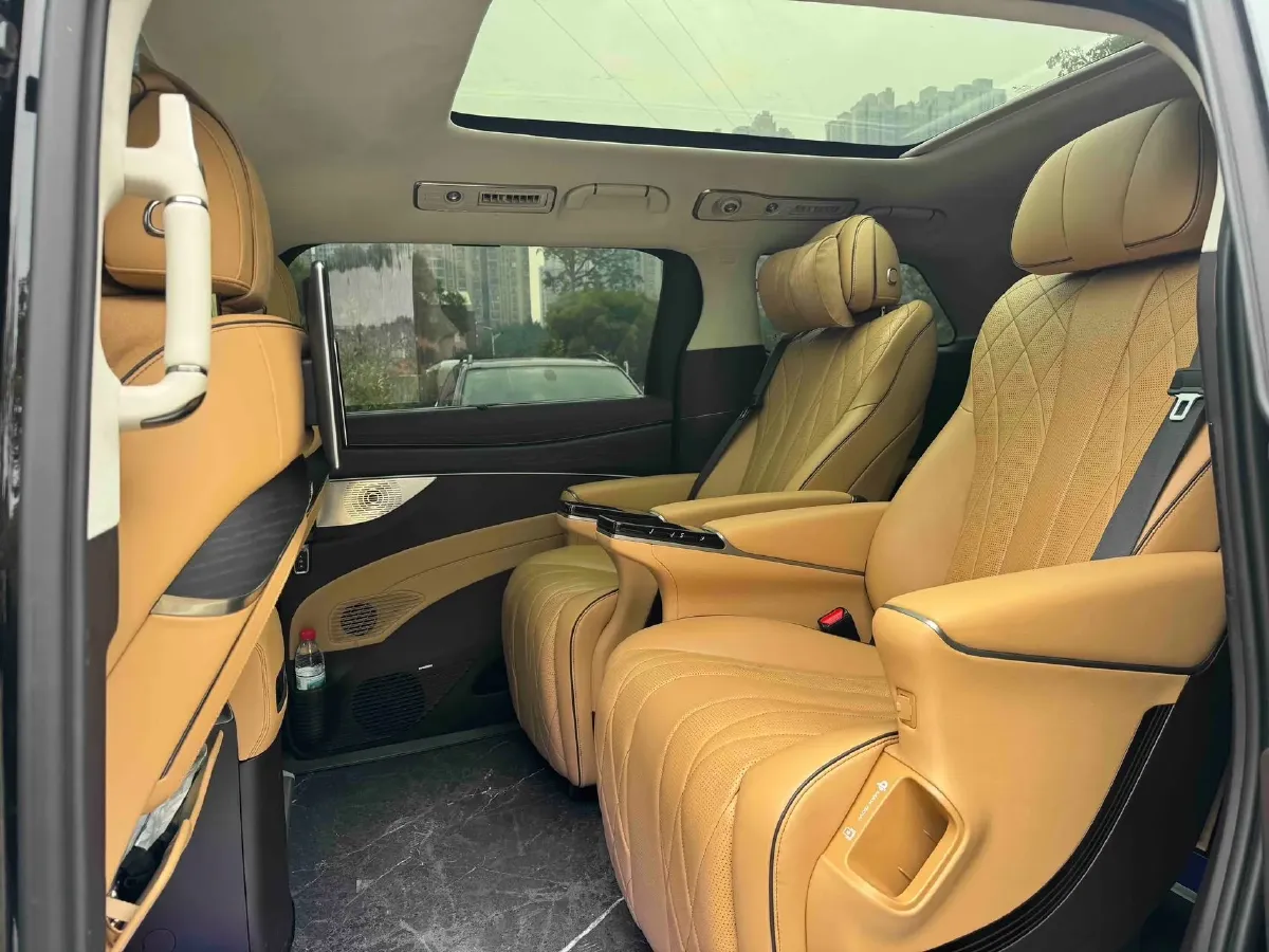 2024 Denza D9 1.5T 139HP L4 E-CVT PHEV 40KWH,autocango,china used car exporter,china ev exporter,chinese used car exporter,chinese used ev exporter