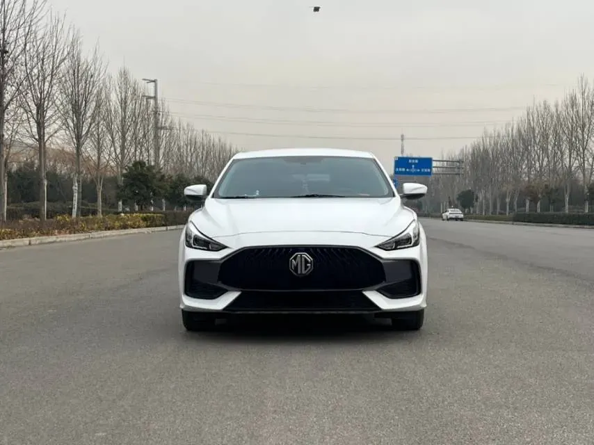 2023 MG 5 1.5L 129HP L4 5MT,autocango,china used car exporter,china ev exporter,chinese used car exporter,chinese used ev exporter