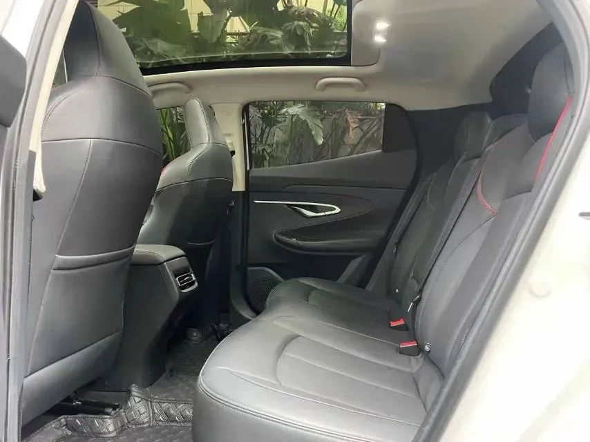 2020 ChangAn UNI-T 1.5T 180HP L4 7DCT,autocango,china used car exporter,china ev exporter,chinese used car exporter,chinese used ev exporter