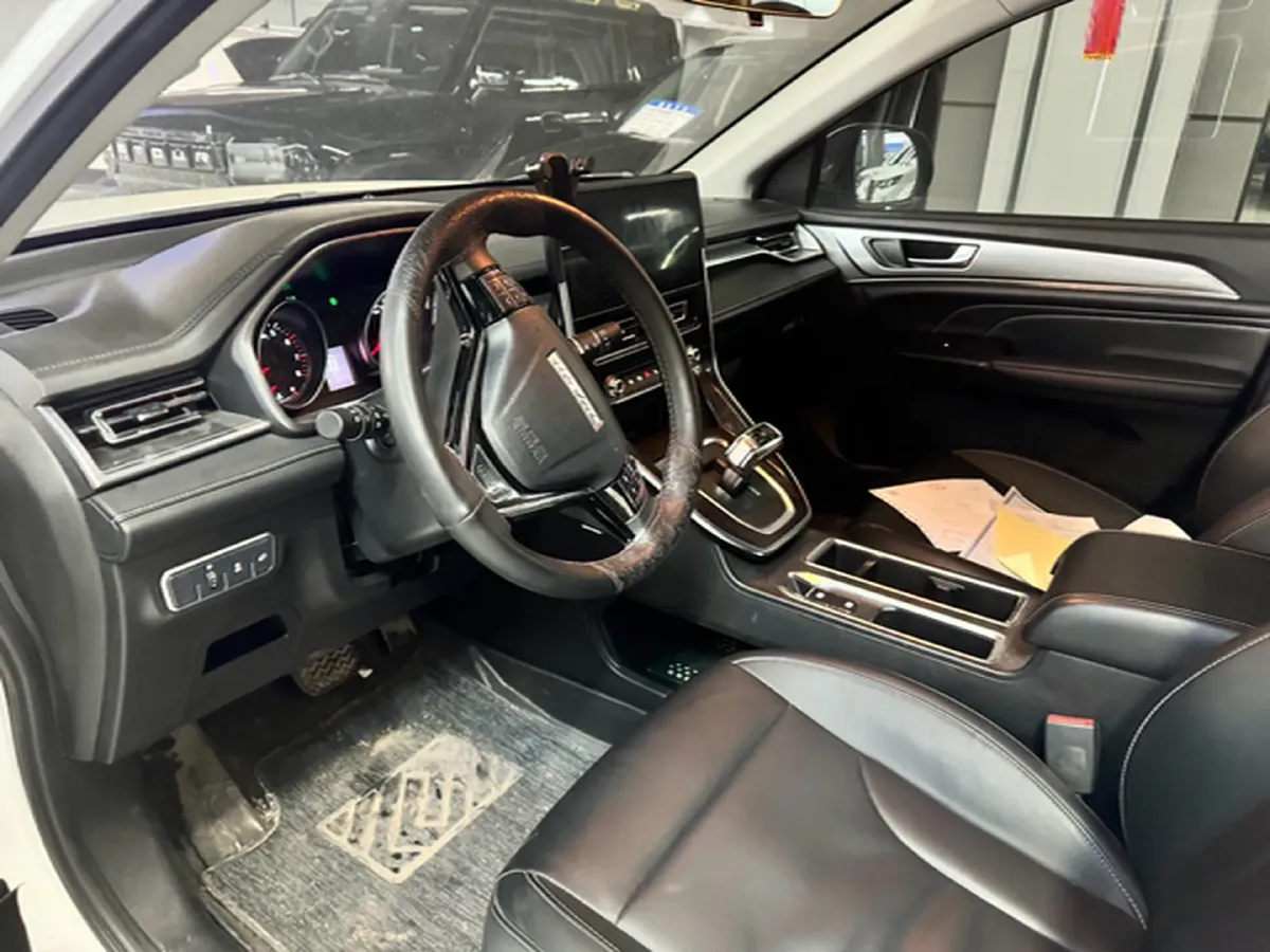 2021 Haval M6 1.5T 150HP L4 7DCT,autocango,china used car exporter,china ev exporter,chinese used car exporter,chinese used ev exporter