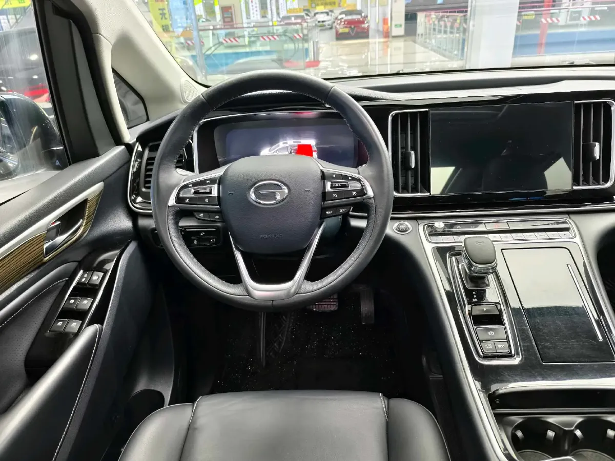 2023 GAC Trumpchi M8 2.0T 252HP L4 8AT,autocango,china used car exporter,china ev exporter,chinese used car exporter,chinese used ev exporter