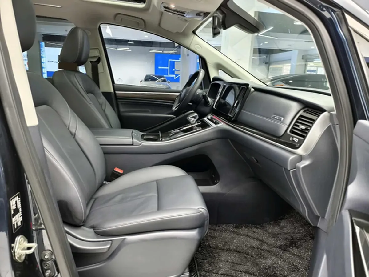 2023 GAC Trumpchi M8 2.0T 252HP L4 8AT,autocango,china used car exporter,china ev exporter,chinese used car exporter,chinese used ev exporter