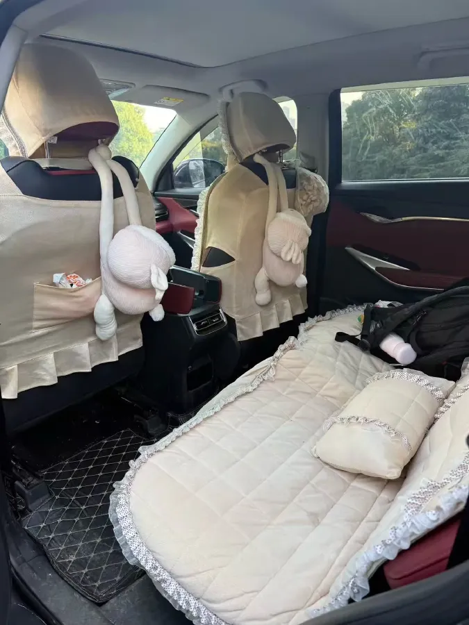 2020 ChangAn CS75 Plus 1.5T 178HP L4 6AT,autocango,china used car exporter,china ev exporter,chinese used car exporter,chinese used ev exporter