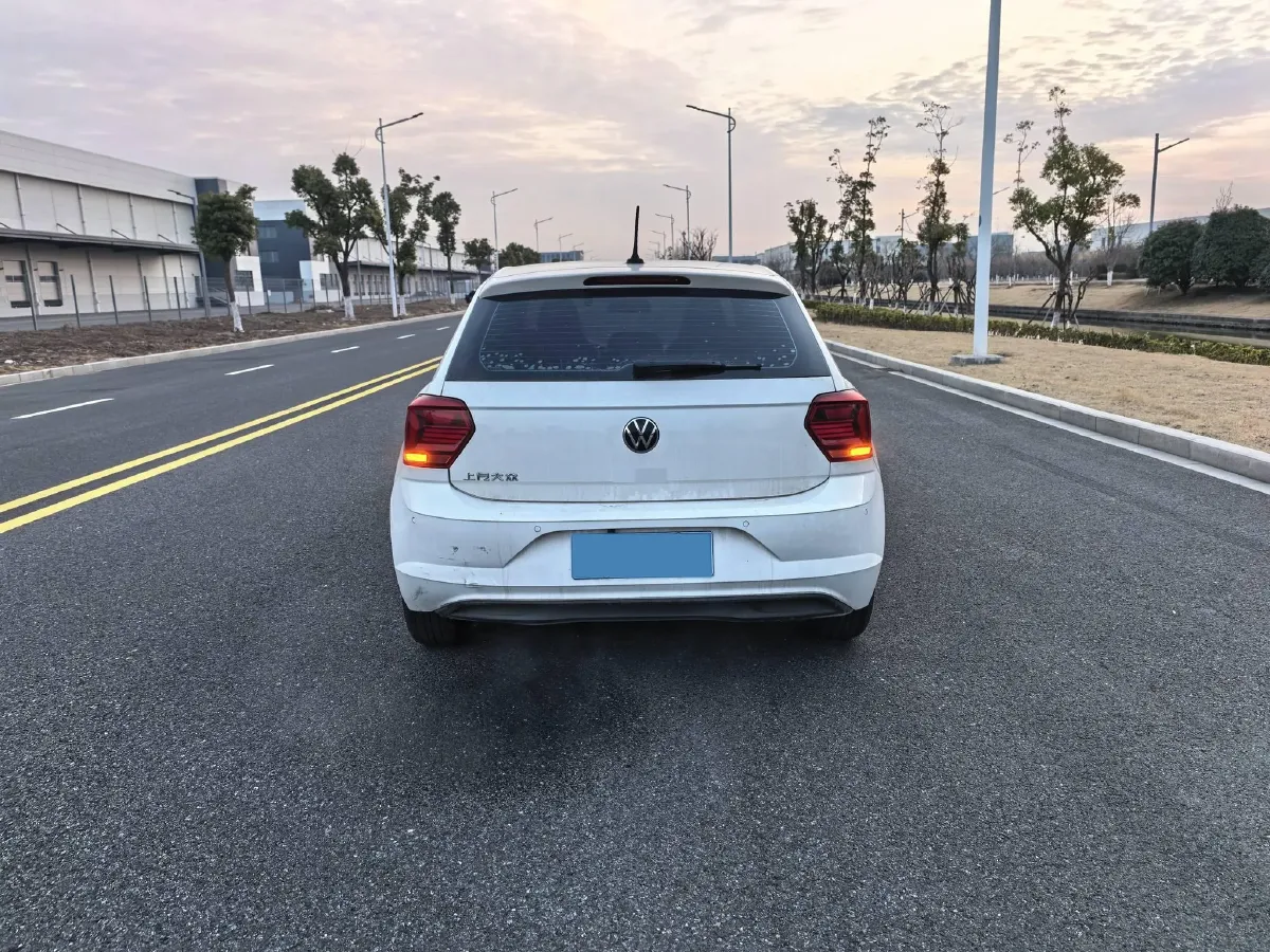 2021 Haval H6 1.5T 169HP L4 7DCT,autocango,china used car exporter,china ev exporter,chinese used car exporter,chinese used ev exporter