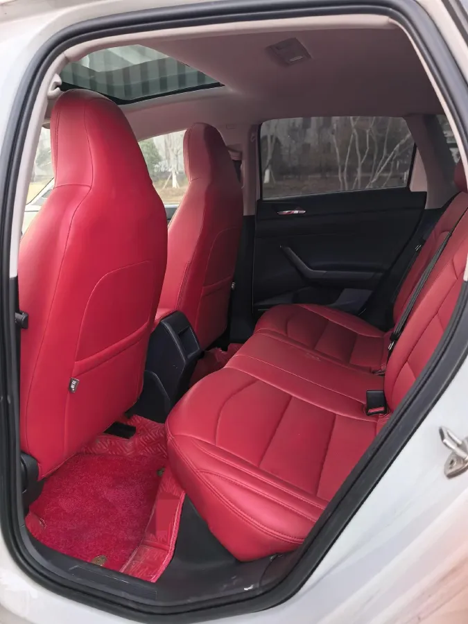 2021 Haval H6 1.5T 169HP L4 7DCT,autocango,china used car exporter,china ev exporter,chinese used car exporter,chinese used ev exporter