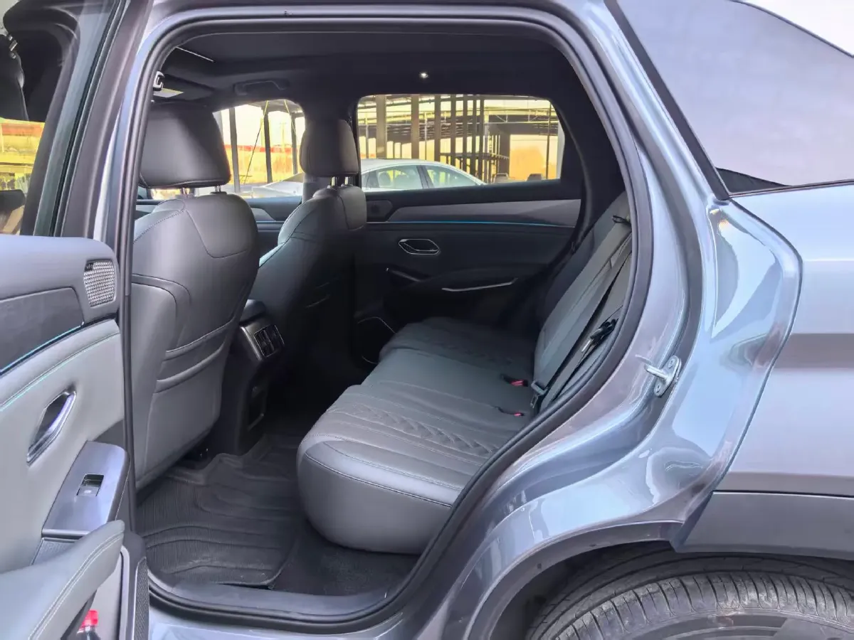 2024 BYD SongL DM-i 1.5L 101HP L4 E-CVT PHEV 26.6KWH,autocango,china used car exporter,china ev exporter,chinese used car exporter,chinese used ev exporter