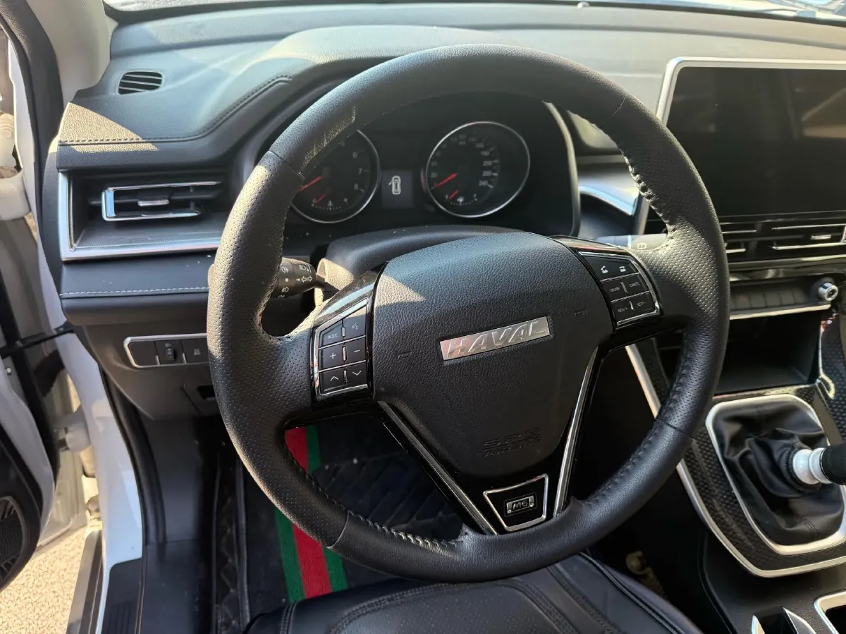 2022 ChangAn Oshan X7 Plus 1.5T 170HP L4 6MT,autocango,china used car exporter,china ev exporter,chinese used car exporter,chinese used ev exporter